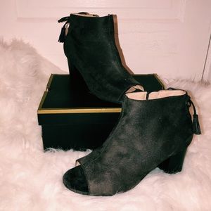 Open-toed Heeled Boots